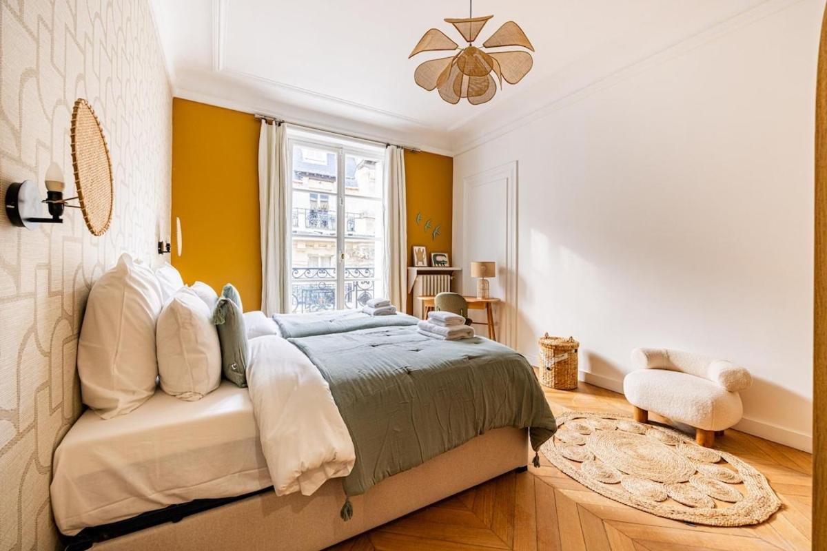 Luxurious 4 Bedroom Apartment, La Muette Apartment