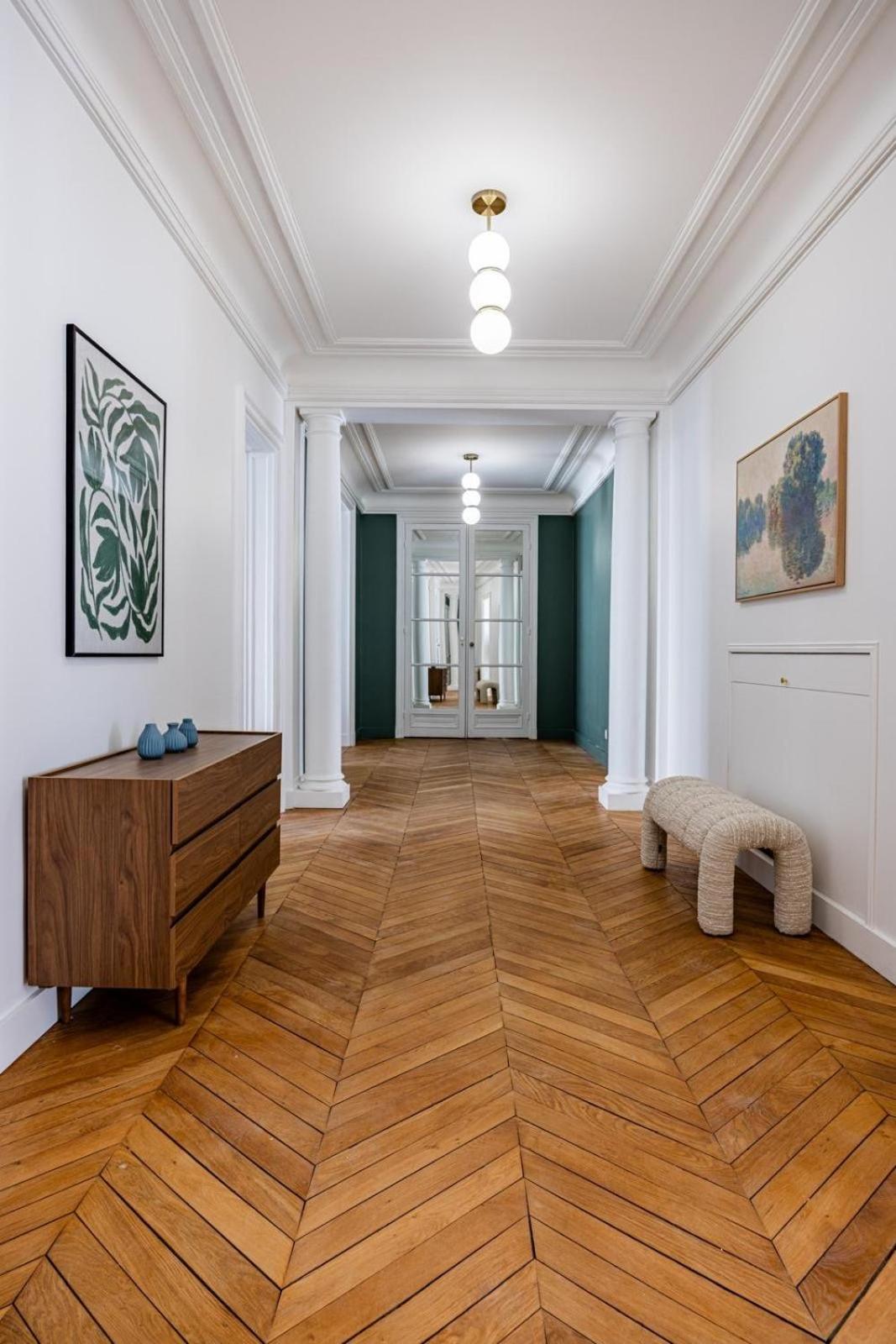 Apartment Luxurious 4 Bedroom Apartment, La Muette