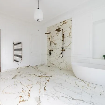 Appartamento Luxurious 4 Bedroom Apartment, La Muette *
