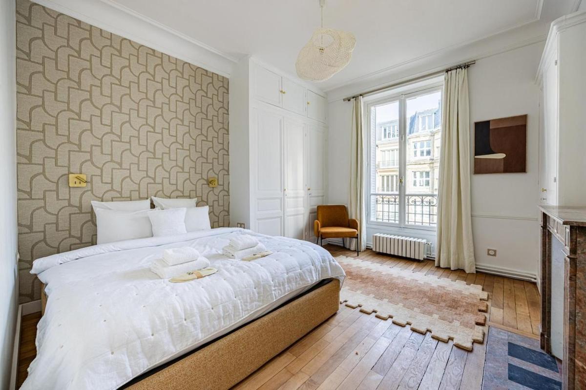 Luxurious 4 Bedroom Apartment, La Muette * Parigi