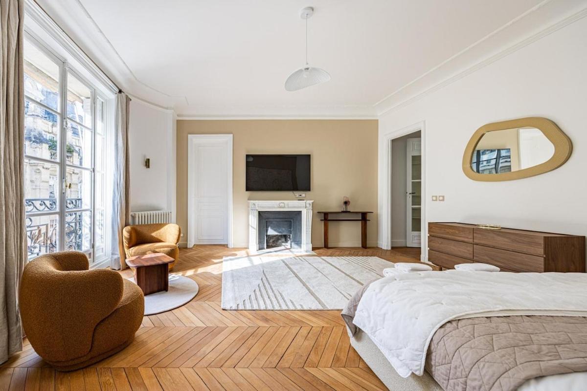 Appartamento Luxurious 4 Bedroom Apartment, La Muette *
