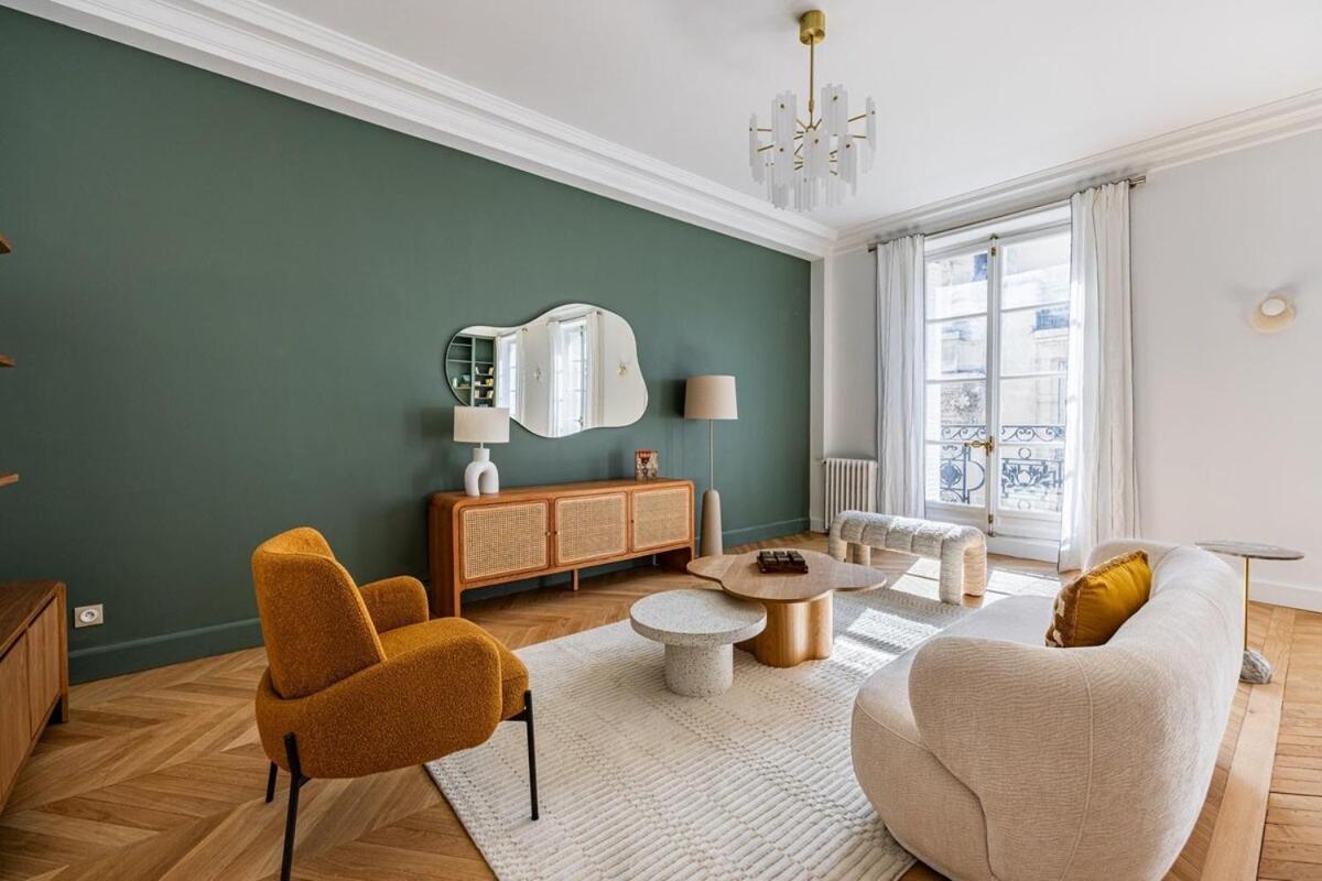 Luxurious 4 Bedroom Apartment, La Muette Appartamento